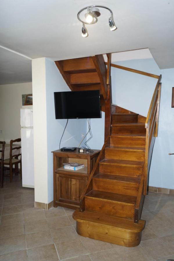 Country house Gite-la Combelle Dornas